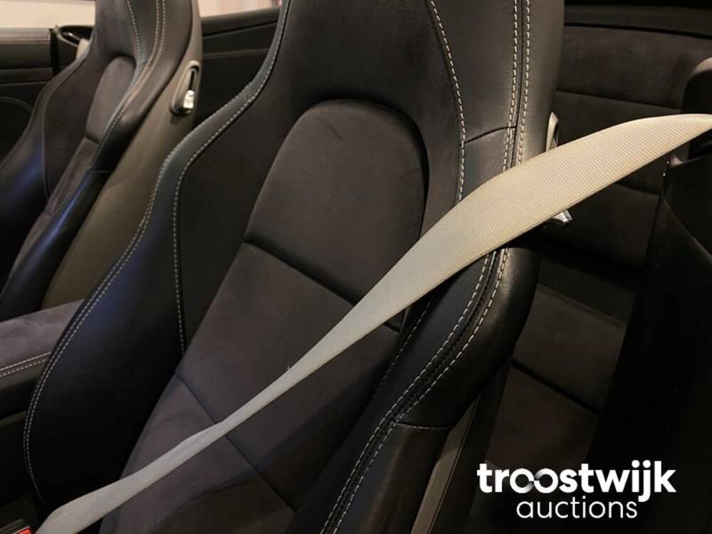 Porsche 911.2 Carrera 4 GTS 3.0 FACELIFT SportChrono Cabriolet -Orig. NL- 450pk 2017, NP-257-Z