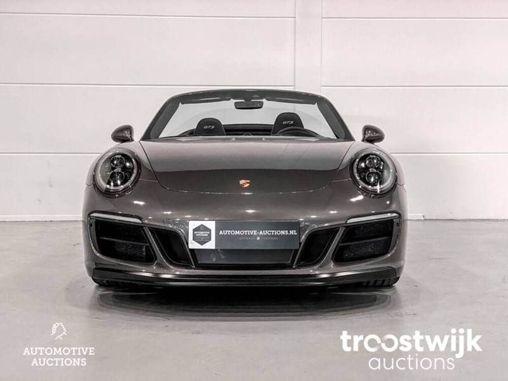Porsche 911.2 Carrera 4 GTS 3.0 FACELIFT SportChrono Cabriolet -Orig. NL- 450pk 2017, NP-257-Z