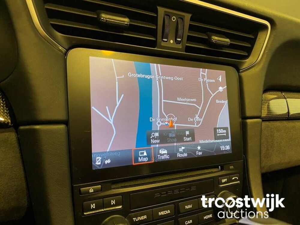 Porsche 911.2 Carrera 4 GTS 3.0 FACELIFT SportChrono Cabriolet -Orig. NL- 450pk 2017, NP-257-Z