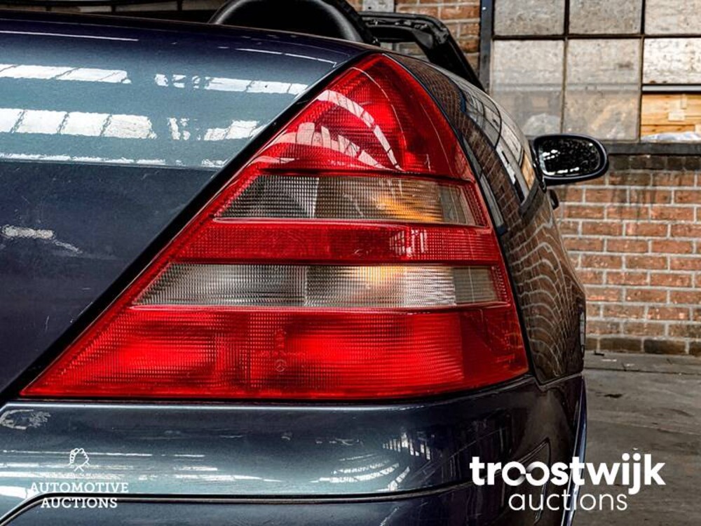 Mercedes-Benz SLK200 Auto