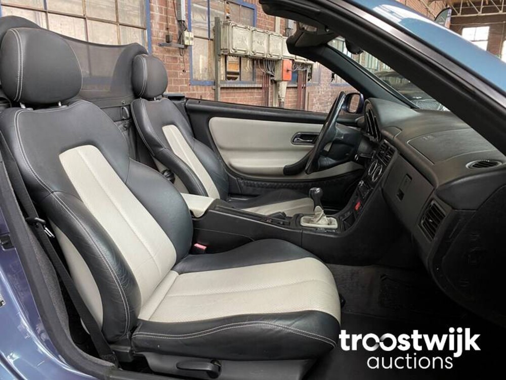 Mercedes-Benz SLK200 Auto