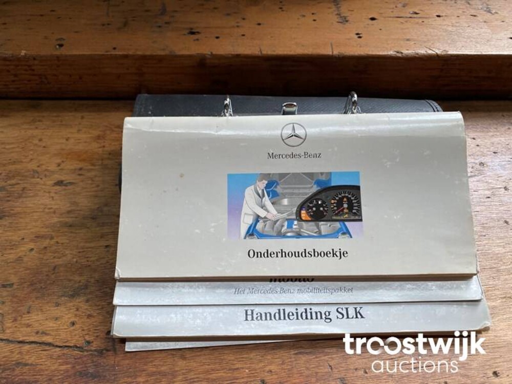 Mercedes-Benz SLK200 Auto