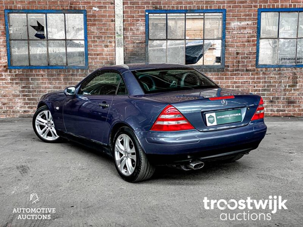 Mercedes-Benz SLK200 Auto