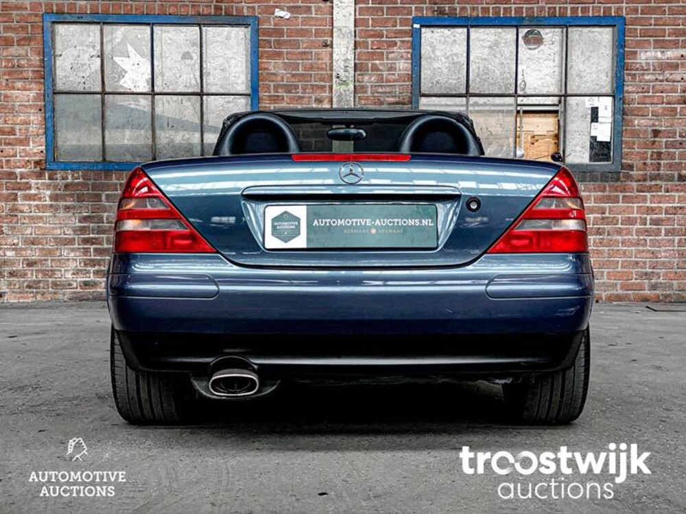 Mercedes-Benz SLK200 Auto