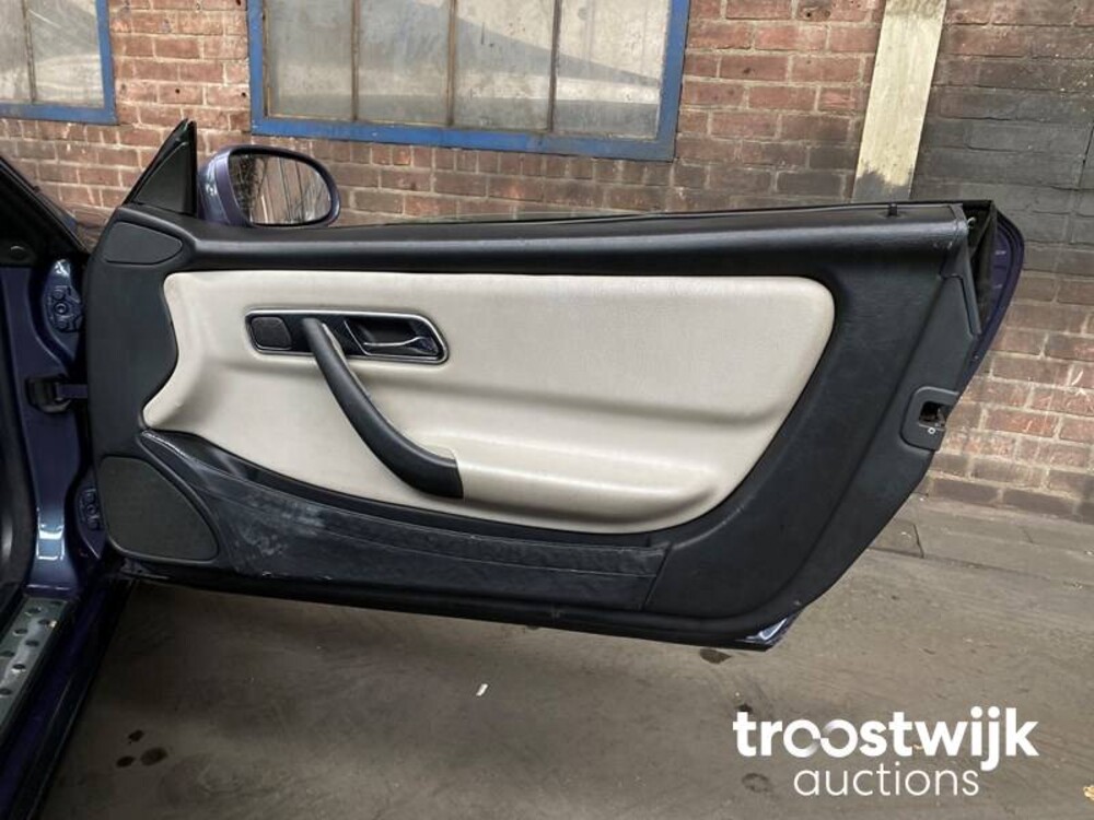 Mercedes-Benz SLK200 Auto