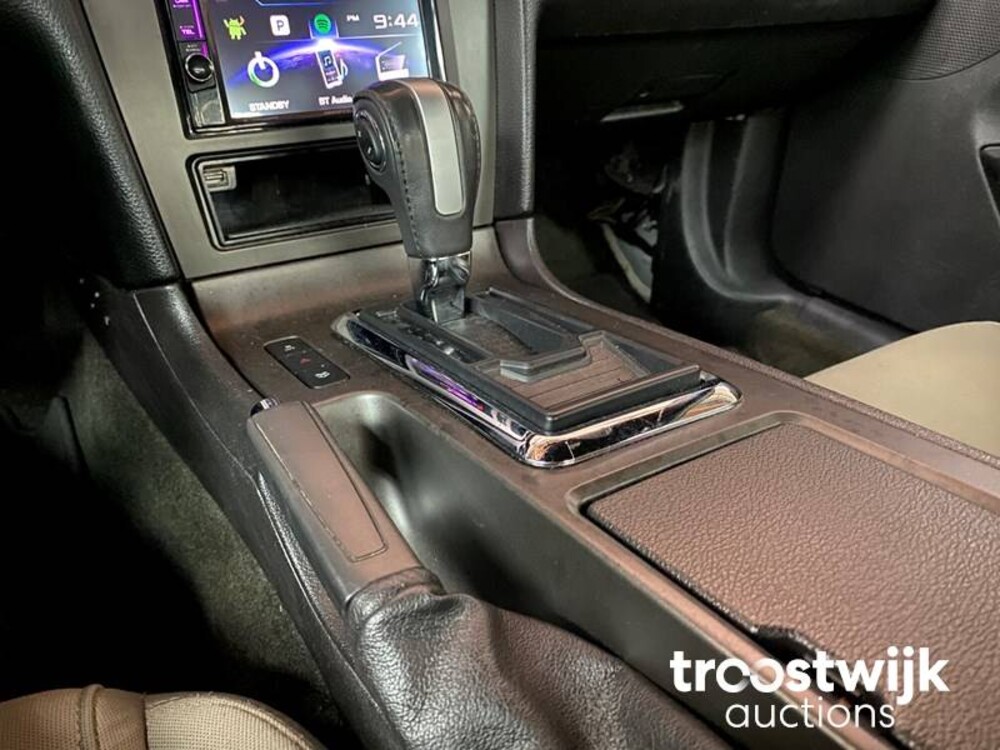 Ford Mustang V6 3.7L Auto