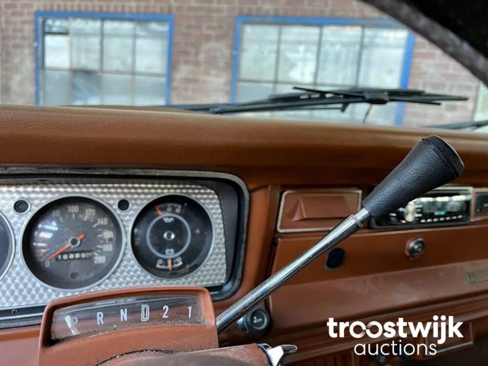 Jeep Cherokee Chief Wagon Auto