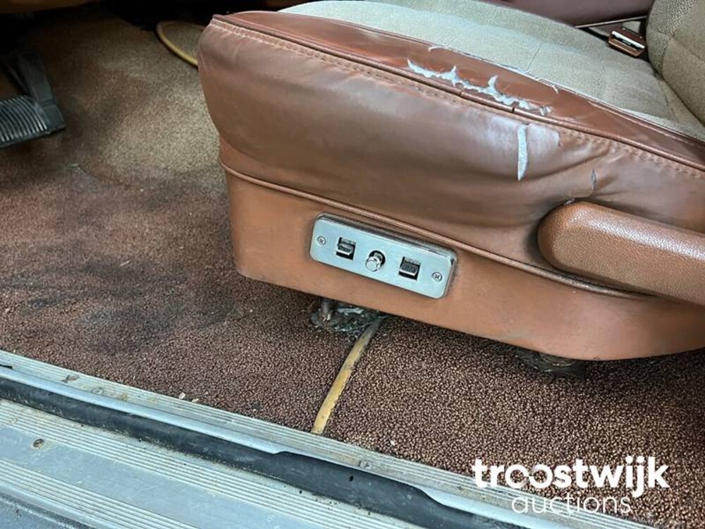 Jeep Cherokee Chief Wagon Auto