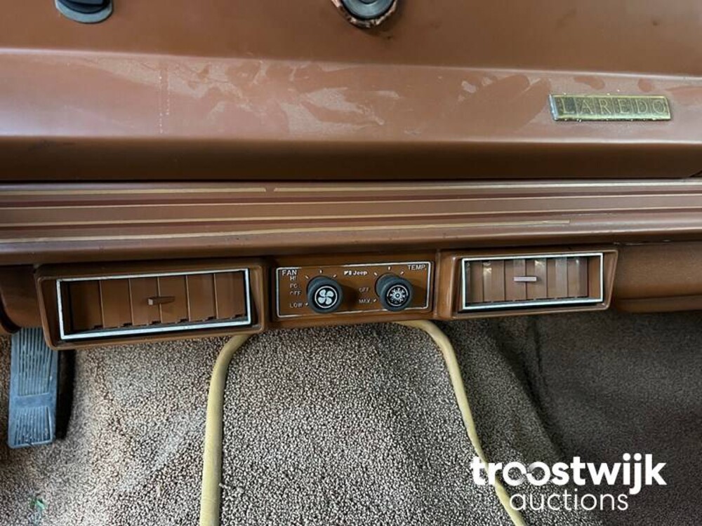 Jeep Cherokee Chief Wagon Auto