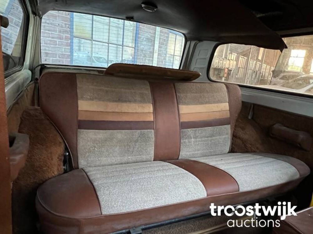 Jeep Cherokee Chief Wagon Auto