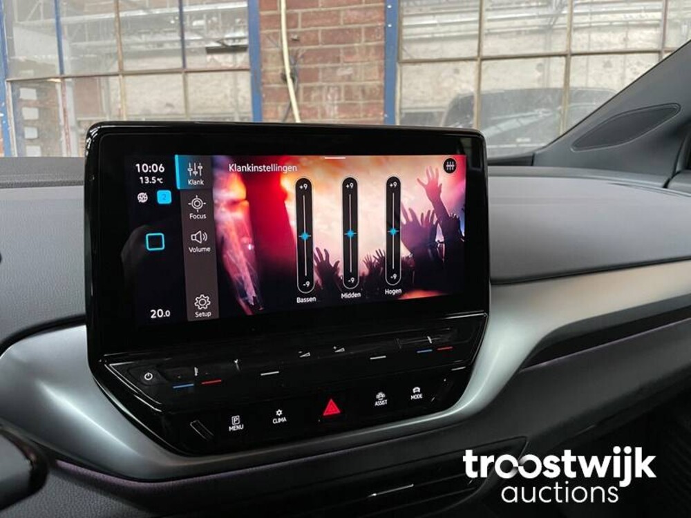 Volkswagen ID.4 Pro Performance 77kWh Auto