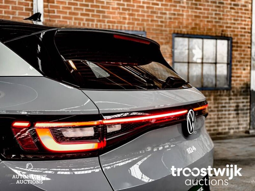 Volkswagen ID.4 Pro Performance 77kWh Auto