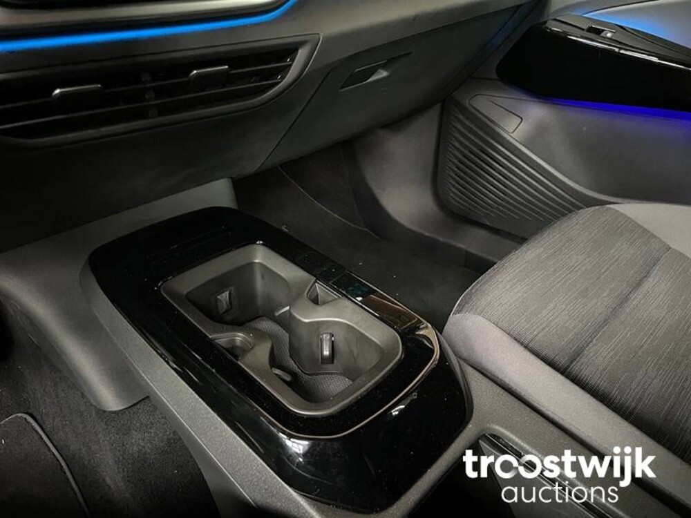 Volkswagen ID.4 Pro Performance 77kWh Auto