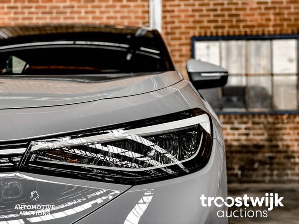 Volkswagen ID.4 Pro Performance 77kWh Auto