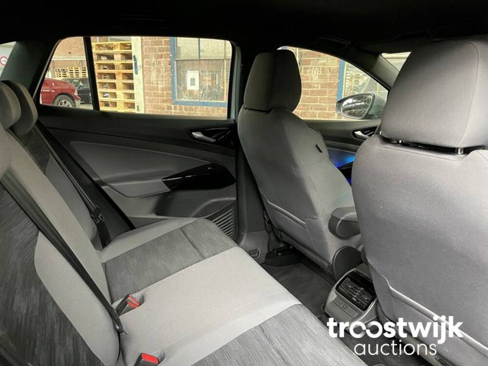 Volkswagen ID.4 Pro Performance 77kWh Auto