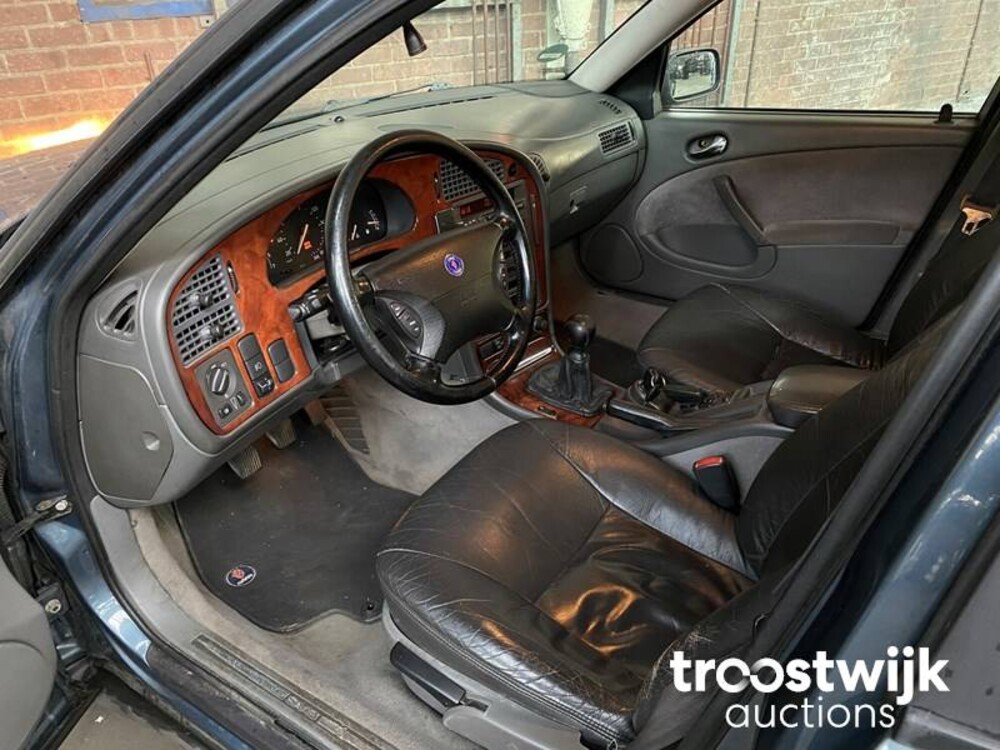 Saab 9-5 Estate 2.0 Turbo SE Auto