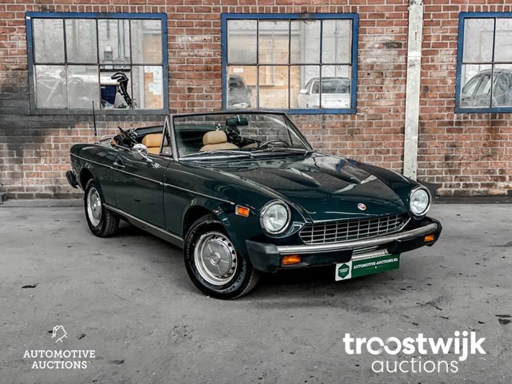 Fiat 124 1800 Sport Spider Auto