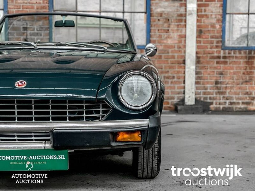 Fiat 124 1800 Sport Spider Auto