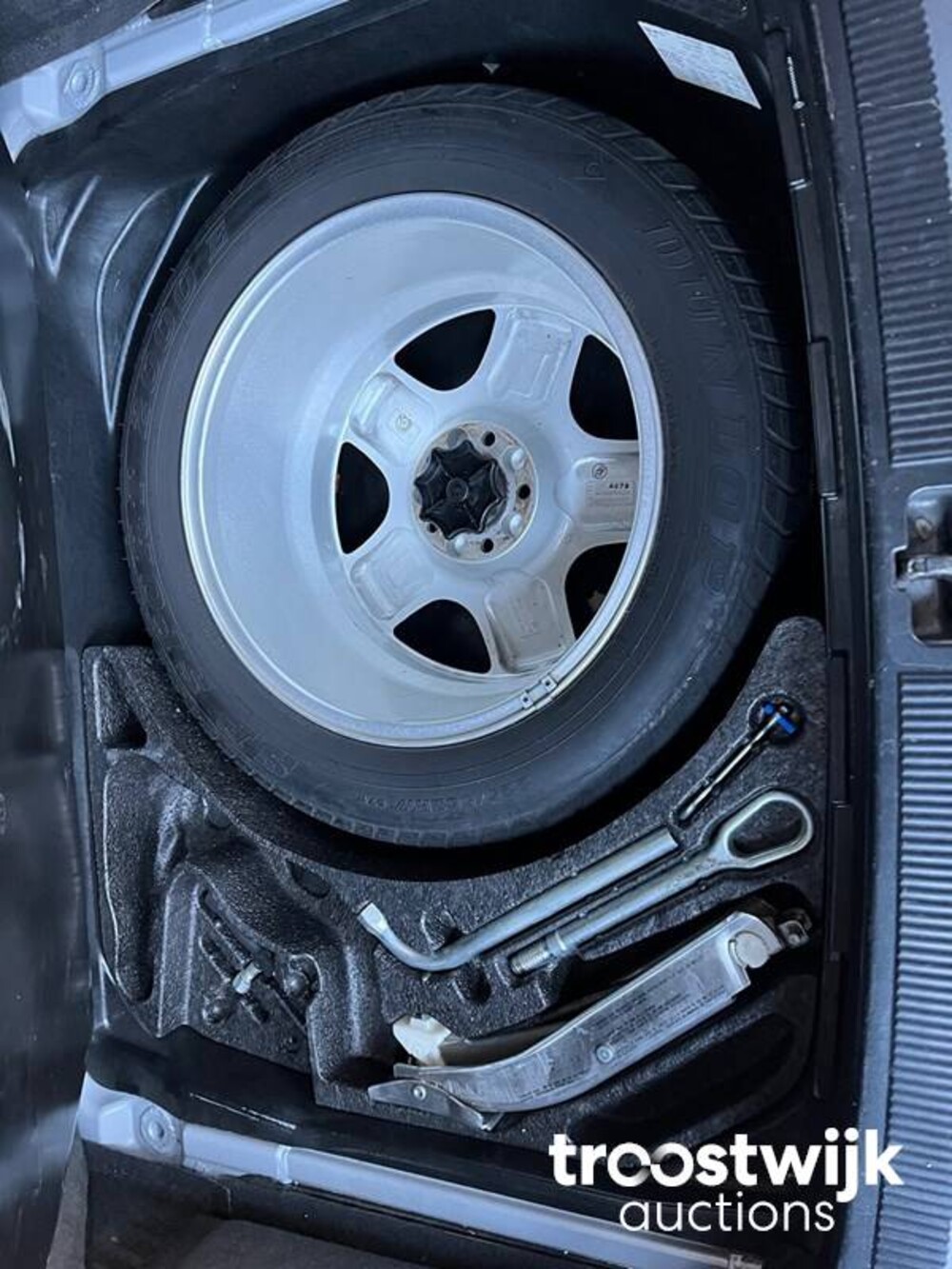 Audi A8 Quattro V8 3.7  Auto