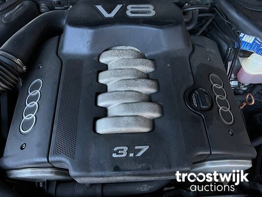 Audi A8 Quattro V8 3.7  Car