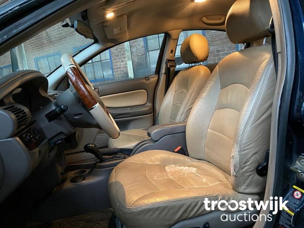 Chrysler Sebring 2.0i-16V LE Auto