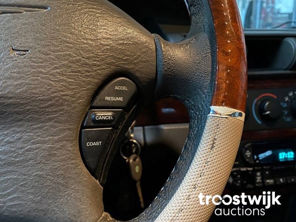 Chrysler Sebring 2.0i-16V LE Auto