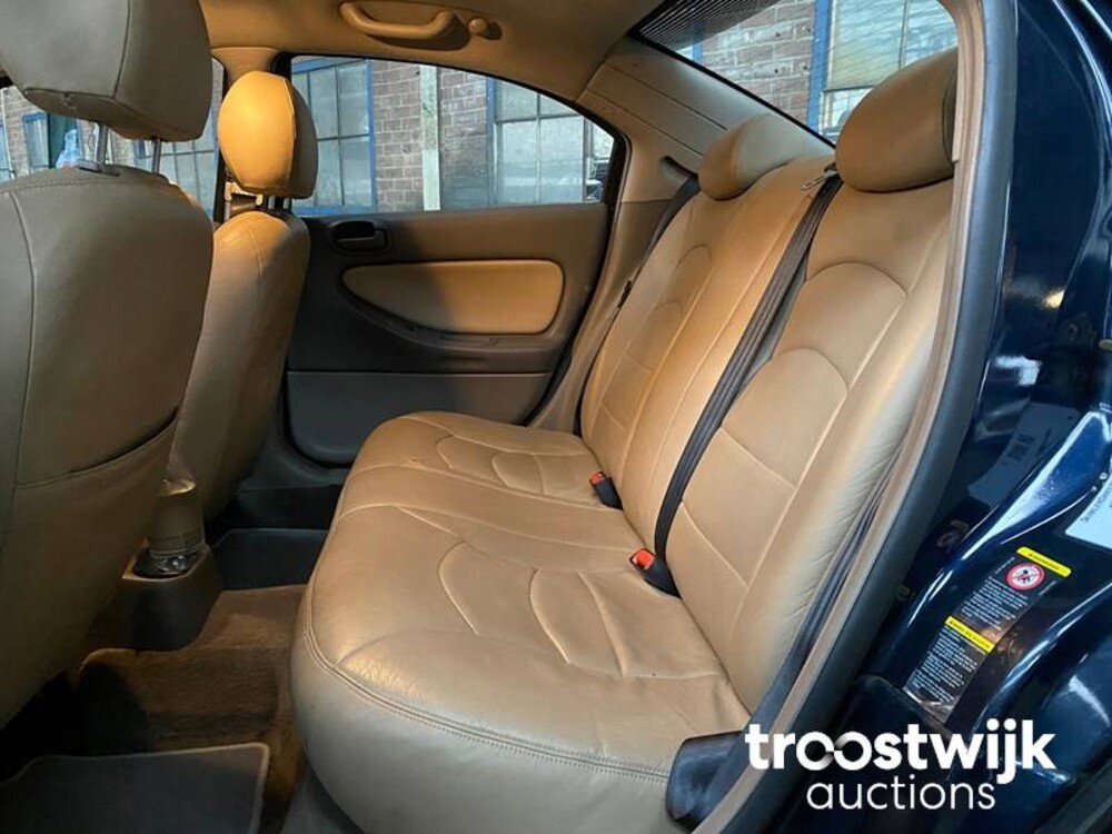 Chrysler Sebring 2.0i-16V LE Auto