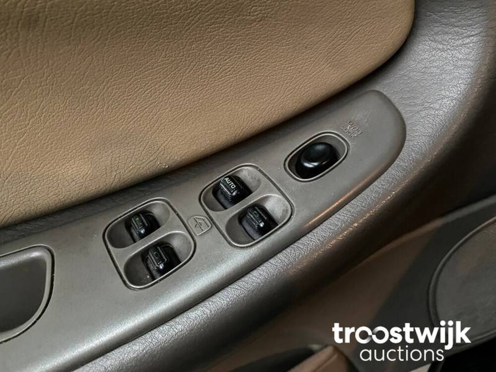 Chrysler Sebring 2.0i-16V LE Auto