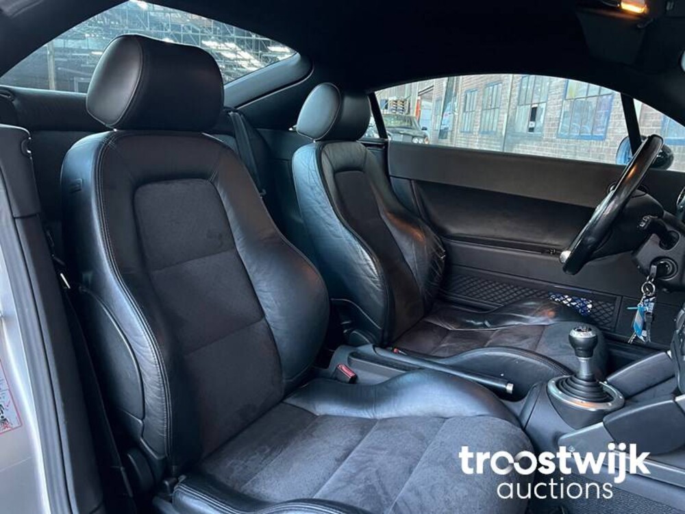 Audi TT MK1 1.8 5V Turbo quattro Auto