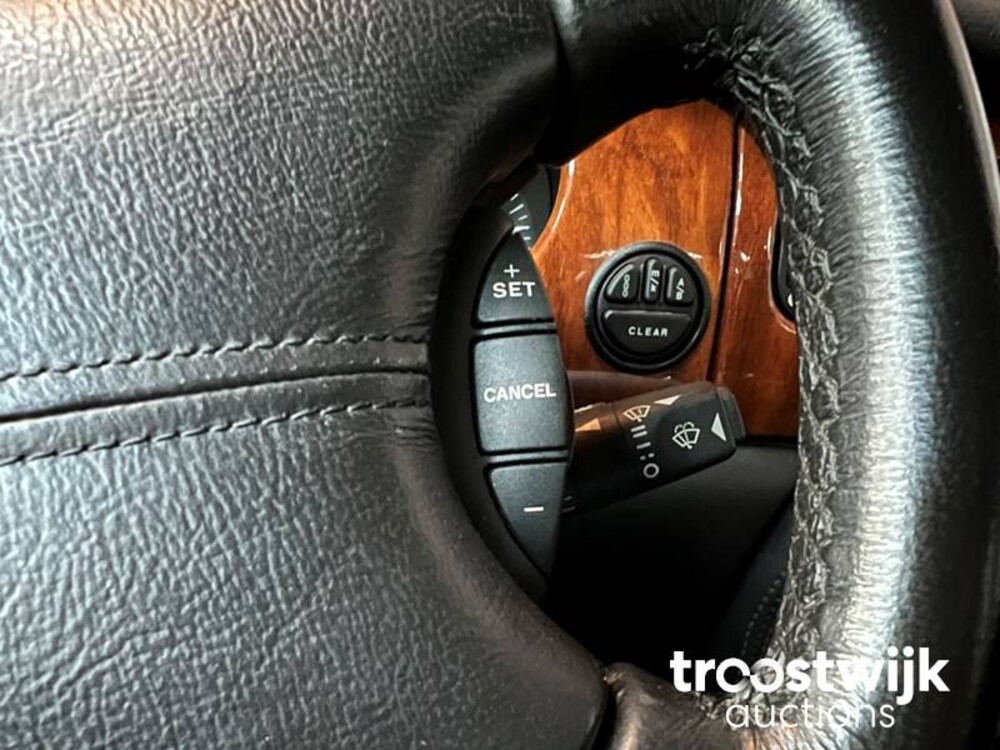 Jaguar Sovereign XJ8 3.2 V8 Auto