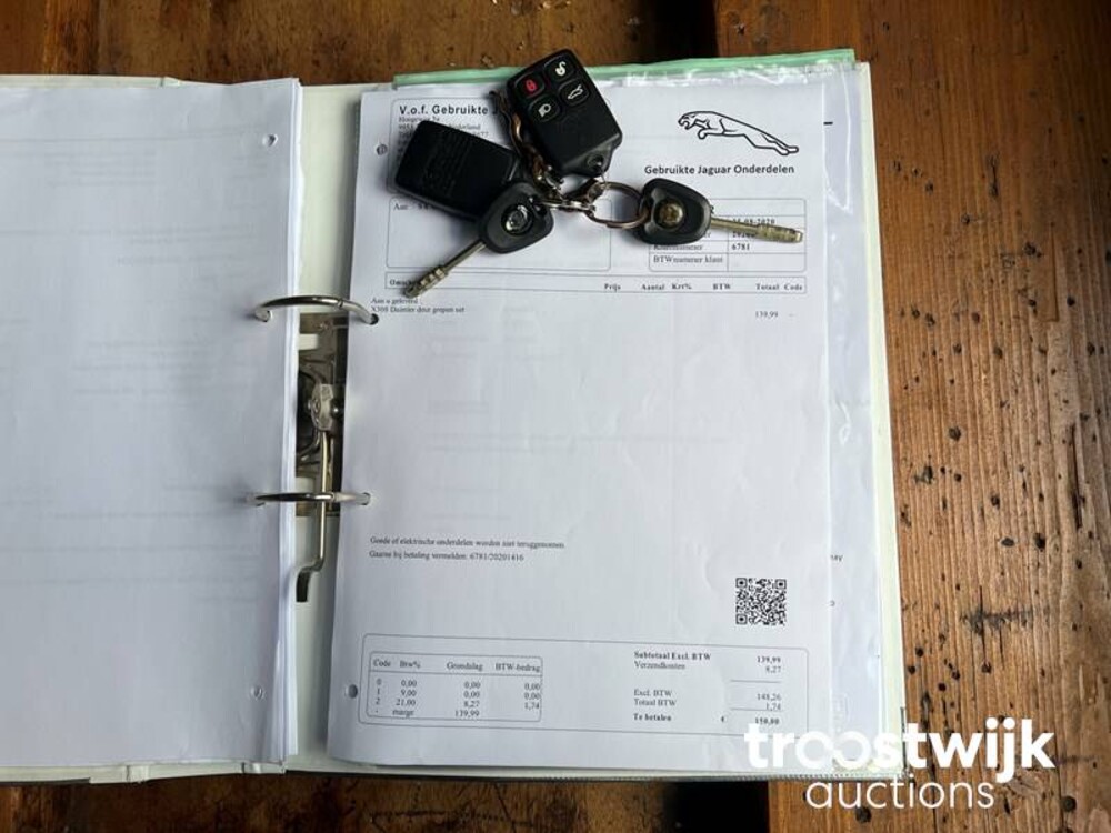 Jaguar Sovereign XJ8 3.2 V8 Auto