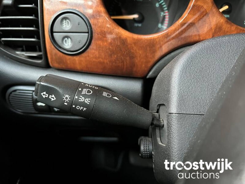 Jaguar Sovereign XJ8 3.2 V8 Auto