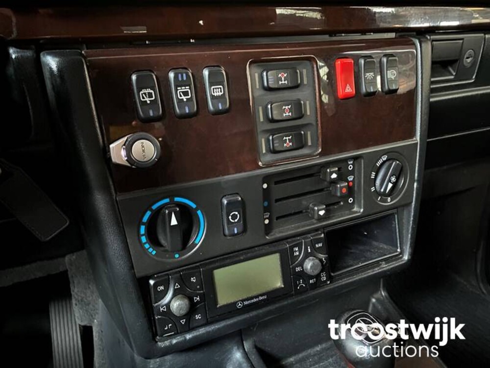 Mercedes-Benz G300 D Turbo Auto