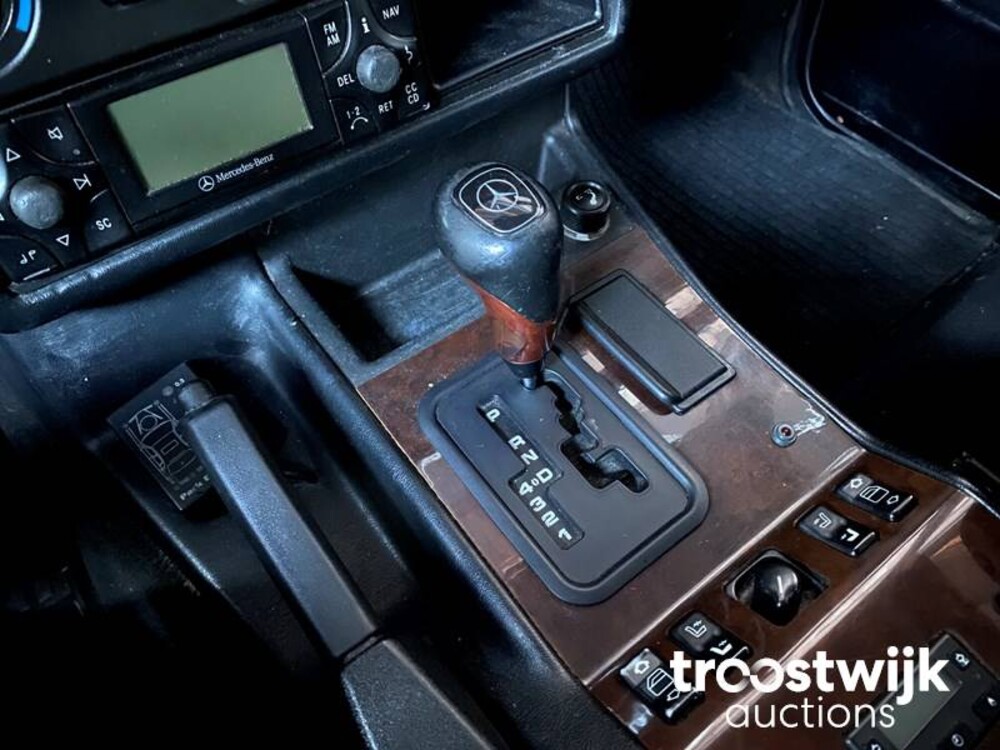 Mercedes-Benz G300 D Turbo Auto