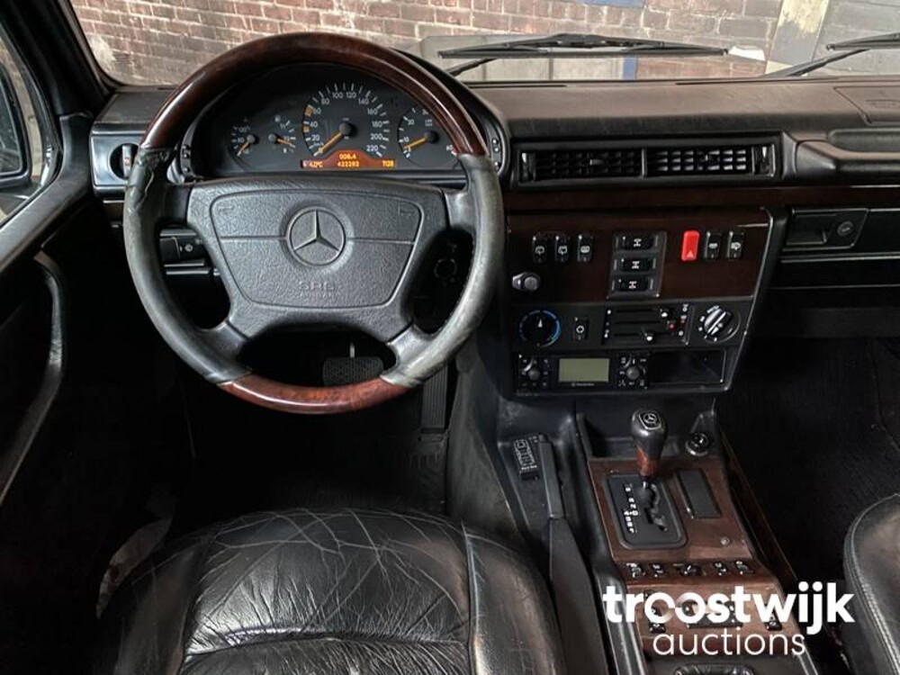 Mercedes-Benz G300 D Turbo Auto