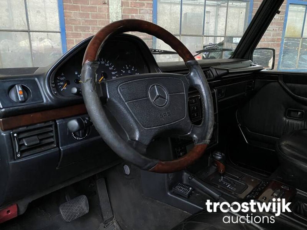 Mercedes-Benz G300 D Turbo Auto