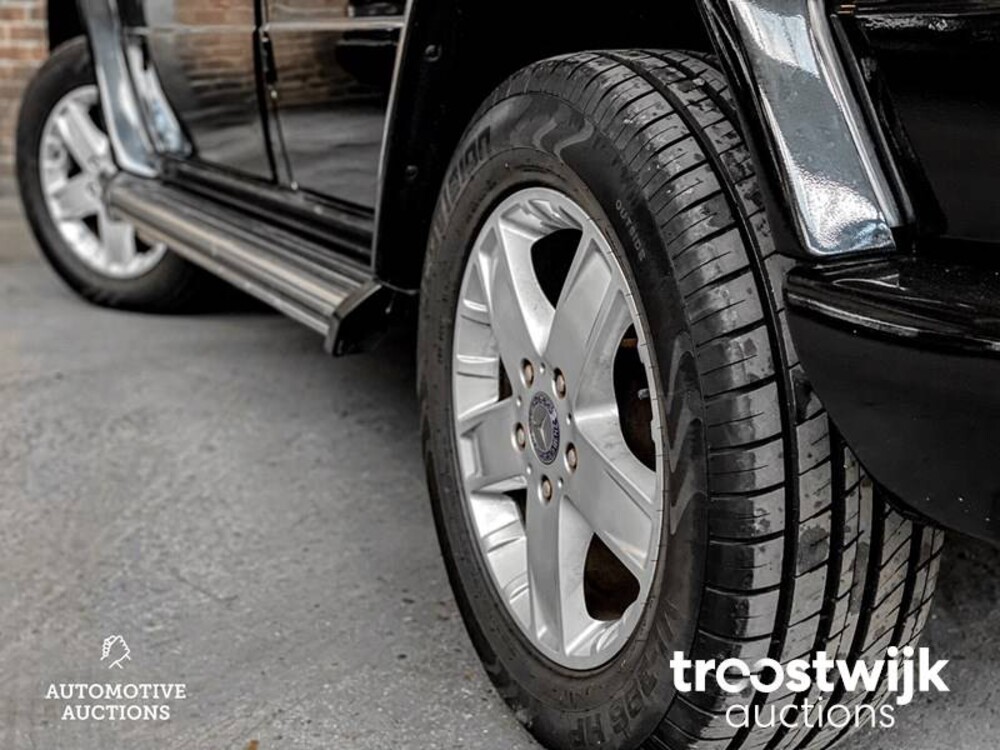 Mercedes-Benz G300 D Turbo Auto