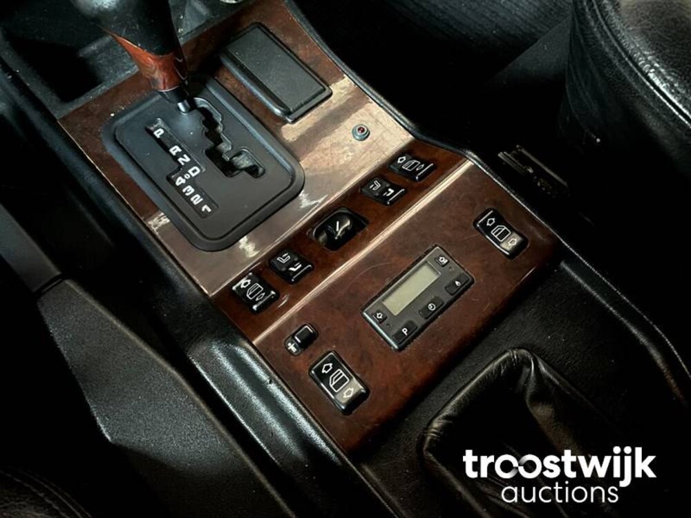 Mercedes-Benz G300 D Turbo Auto