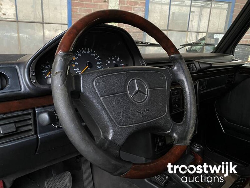 Mercedes-Benz G300 D Turbo Auto