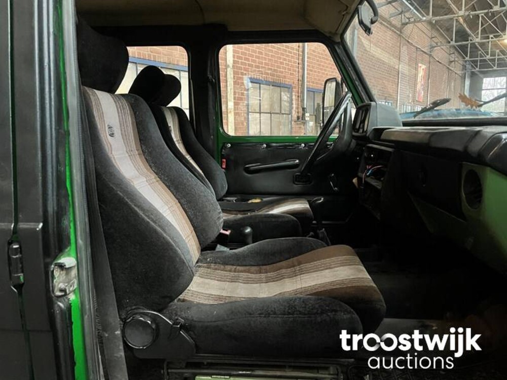 Mercedes-Benz 300gd Auto