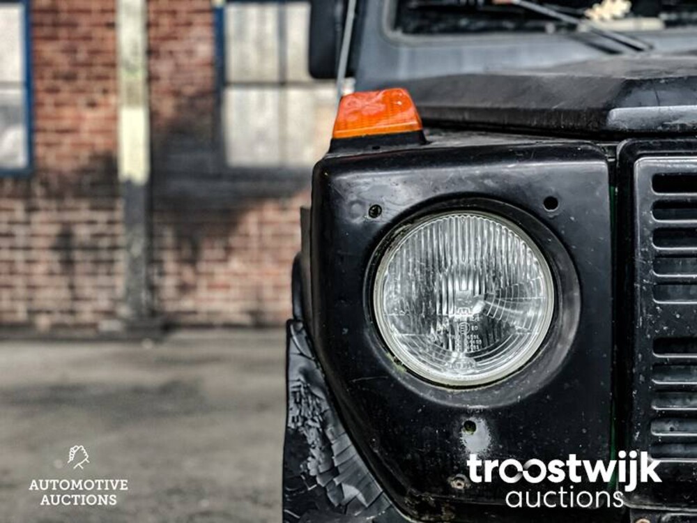 Mercedes-Benz 300gd Auto