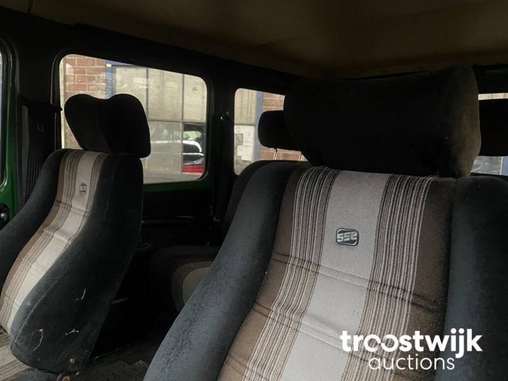 Mercedes-Benz 300gd Auto