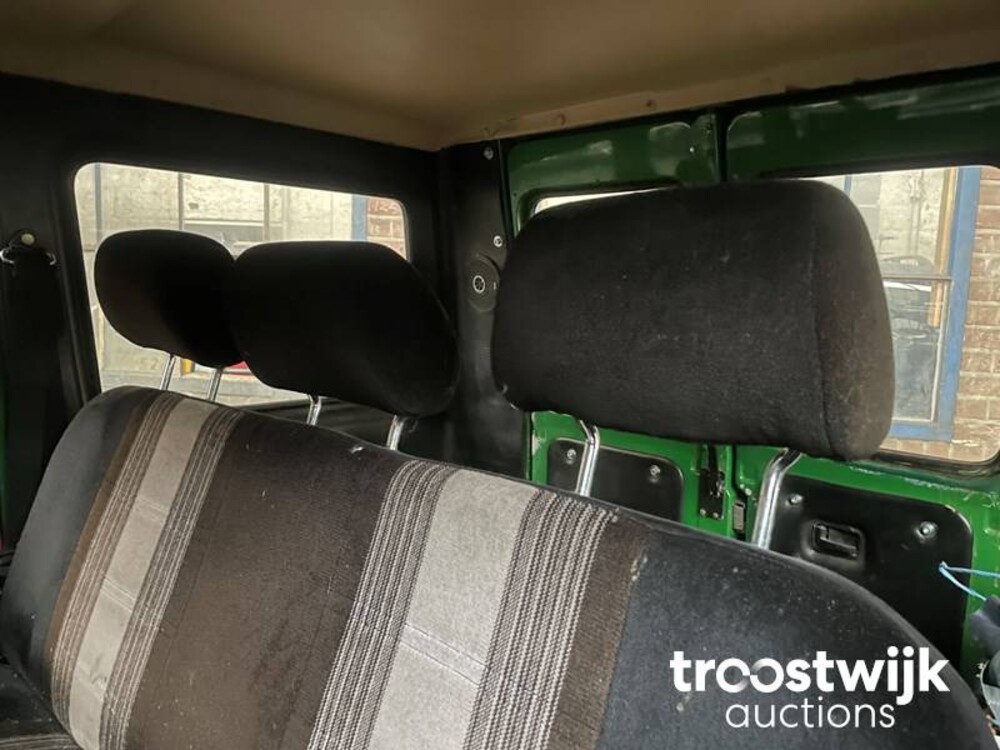 Mercedes-Benz 300gd Auto