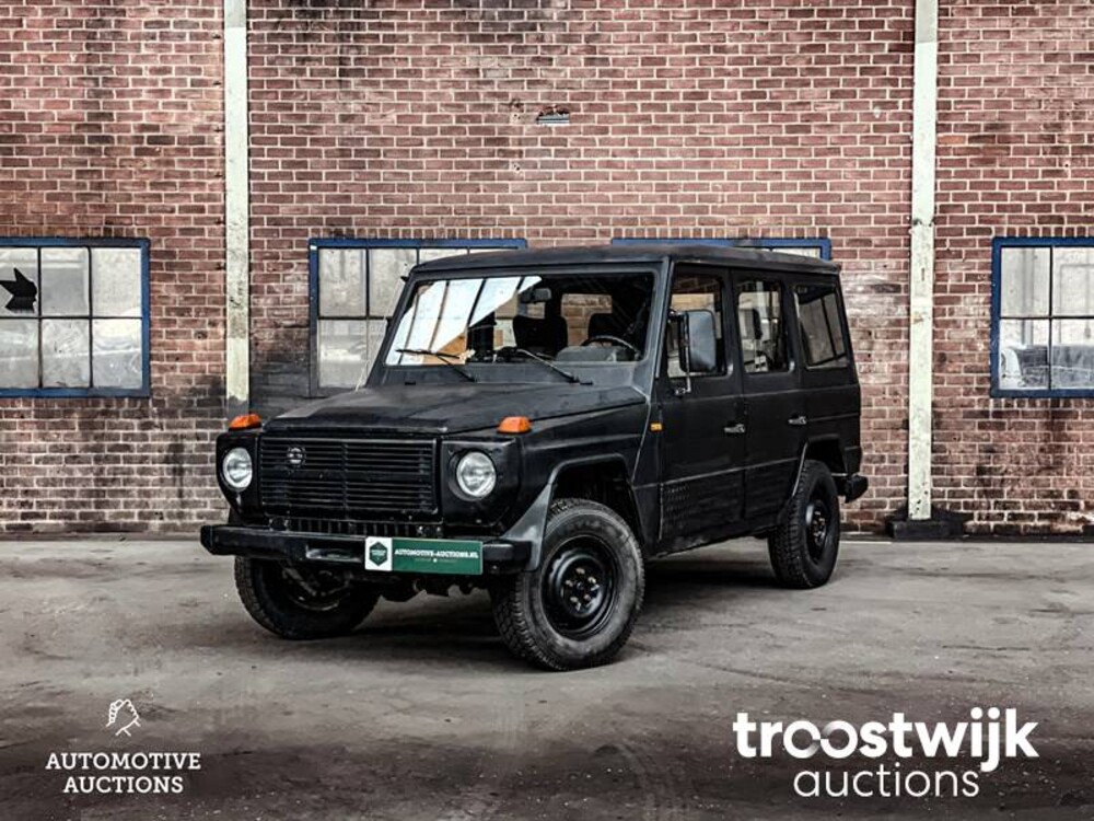 Mercedes-Benz 300gd Auto