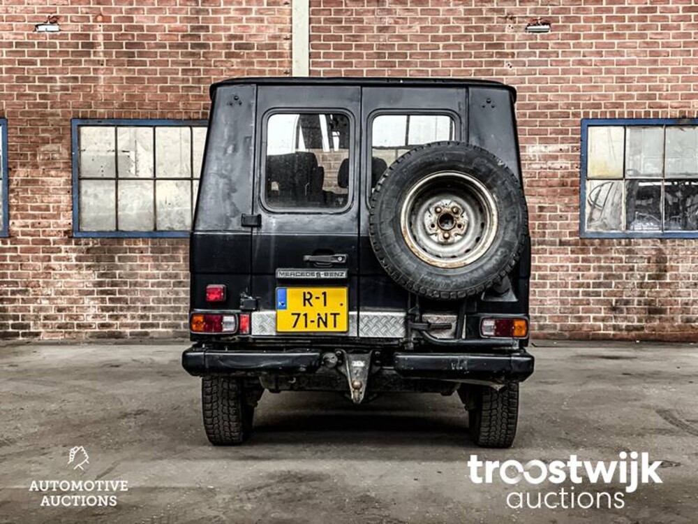 Mercedes-Benz 300gd Auto