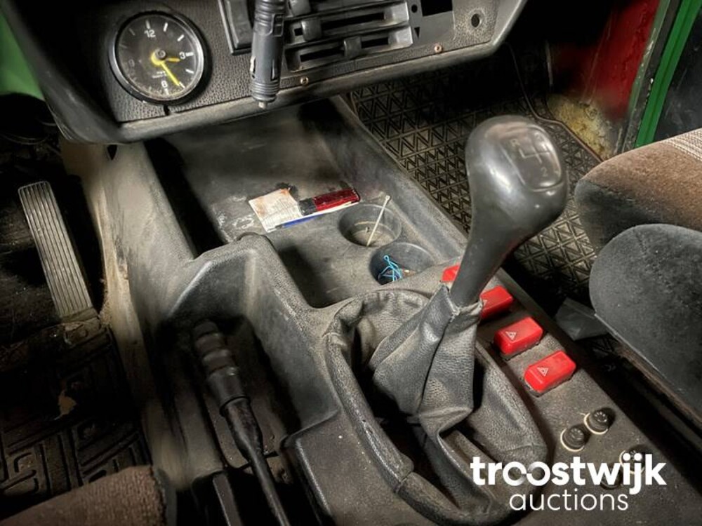 Mercedes-Benz 300gd Auto