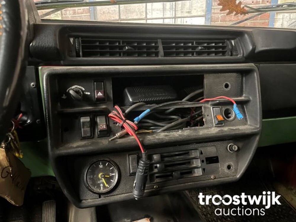 Mercedes-Benz 300gd Auto