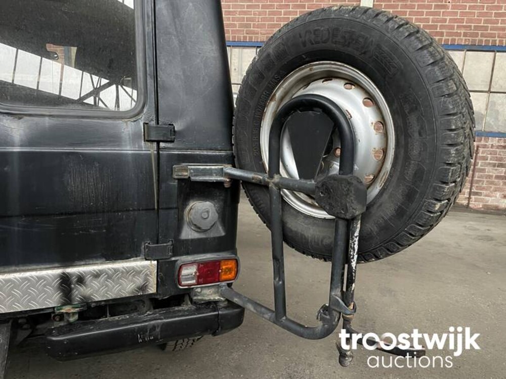 Mercedes-Benz 300gd Auto