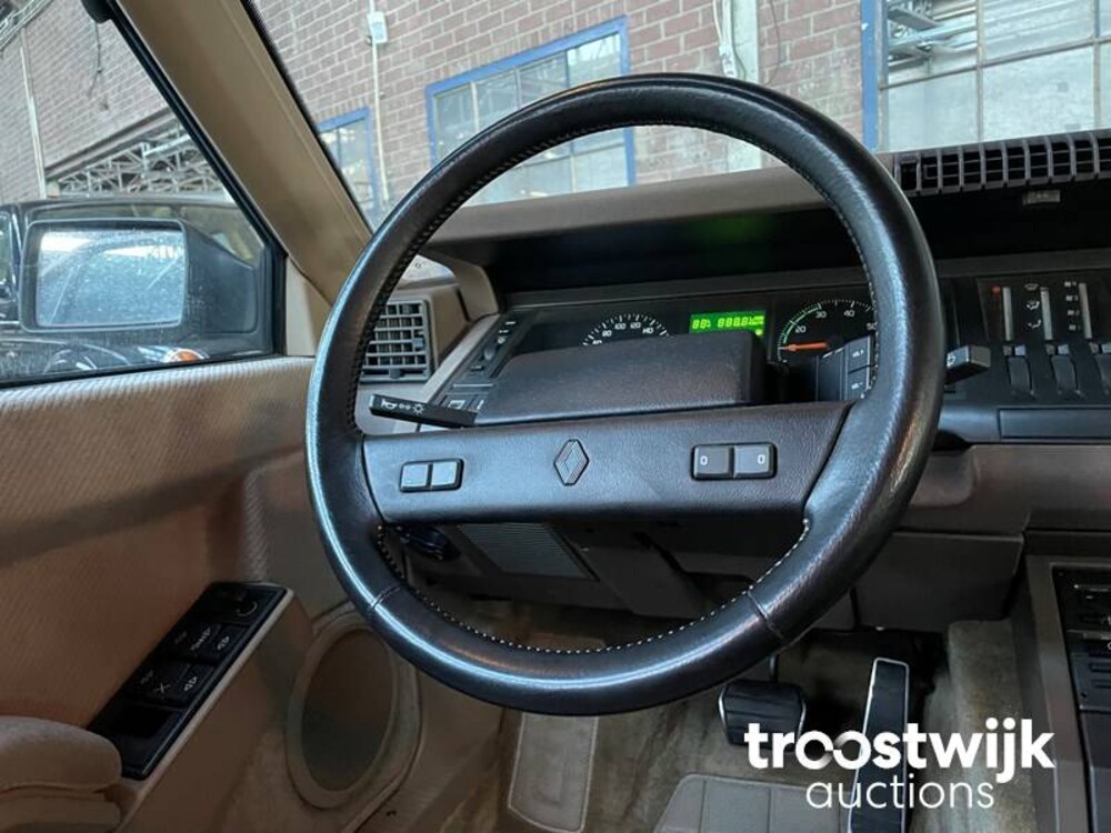 Renault 25 V6 Injection Auto