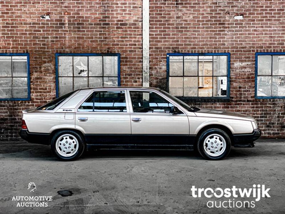 Renault 25 V6 Injection Auto